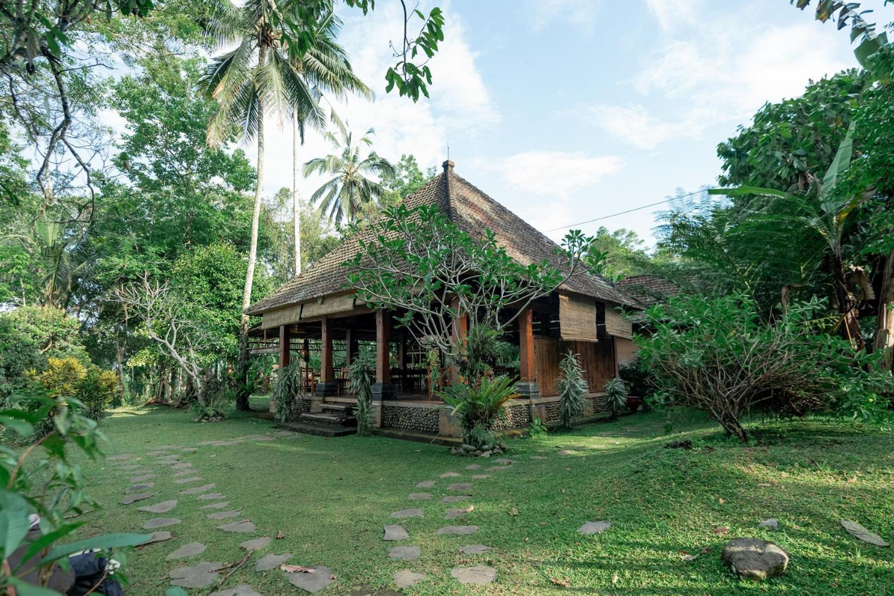 Saridevi Ecolodge 자띠루위 외부 사진
