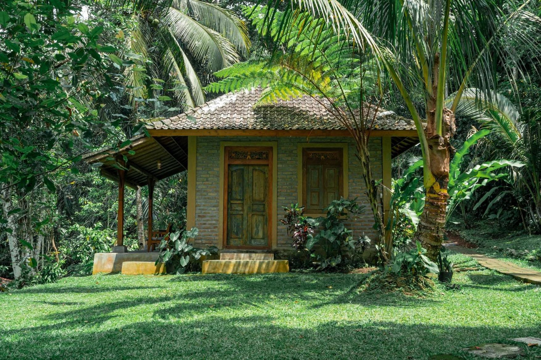 Saridevi Ecolodge 자띠루위 외부 사진