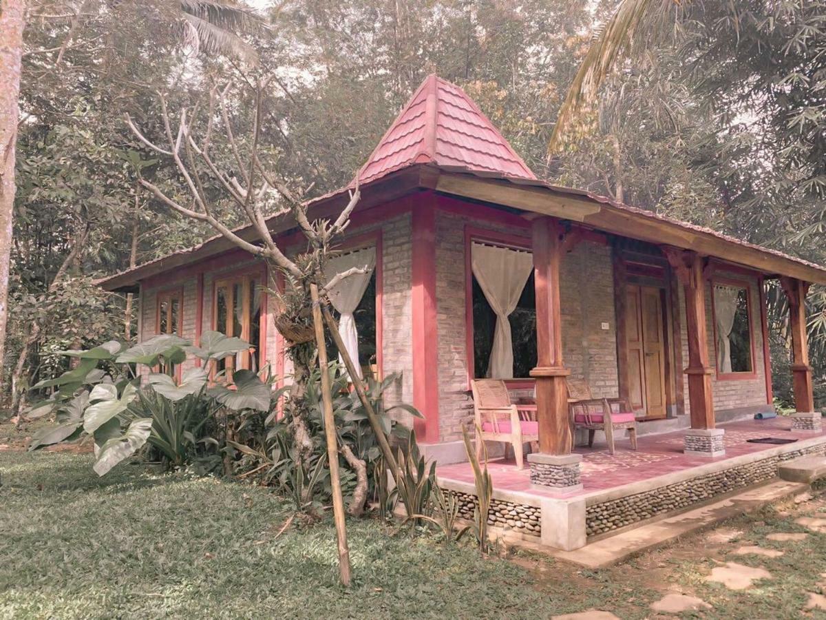 Saridevi Ecolodge 자띠루위 외부 사진